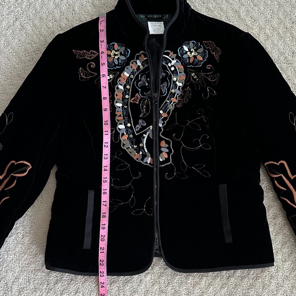 Harve Benard Black Velvet Embroidered Zip Front Jacket Size 8 - Picture 12 of 13